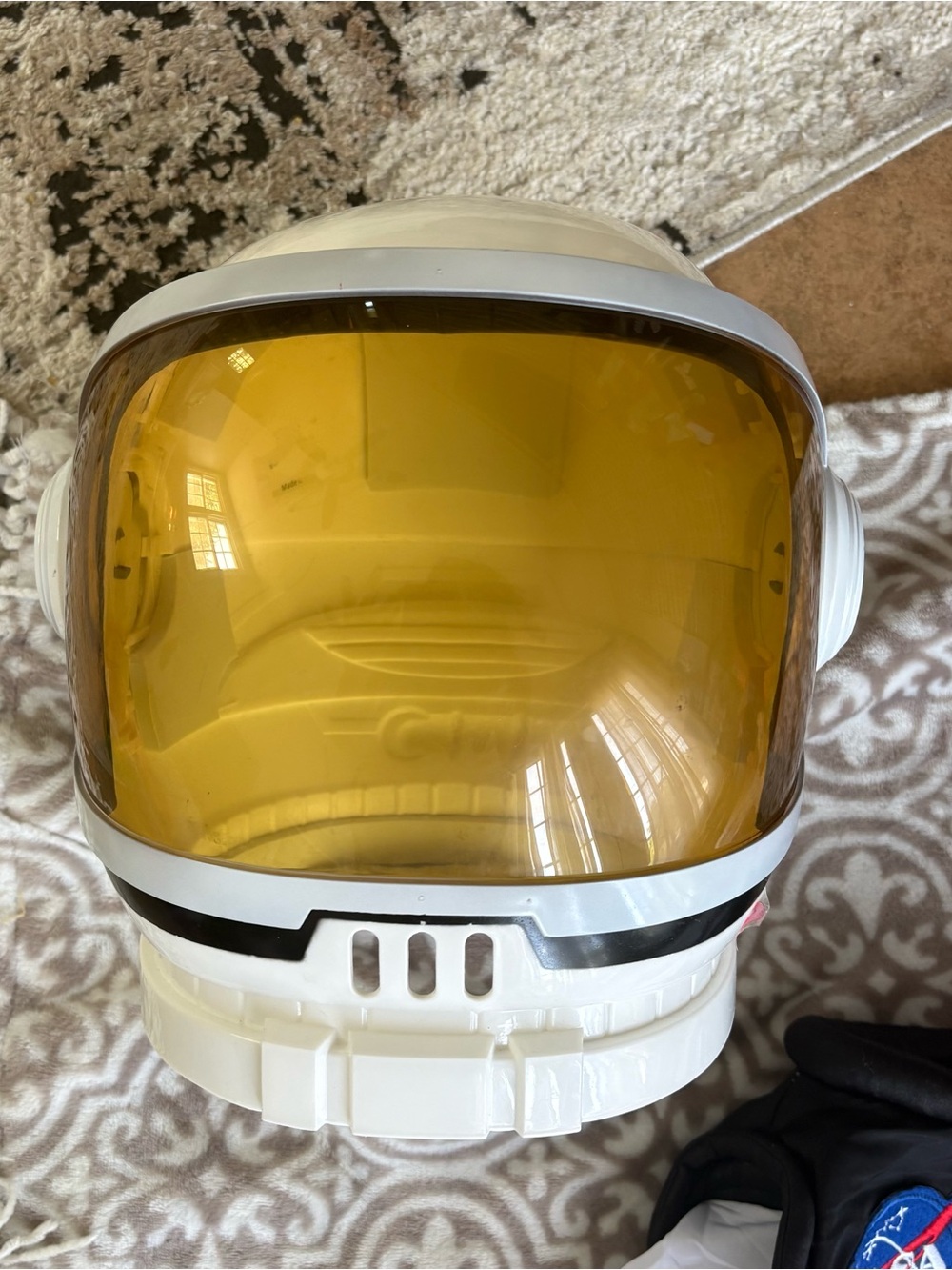 NASA White Astronaut Costume Jumpsuit with Helmet - Picture 2 of 6